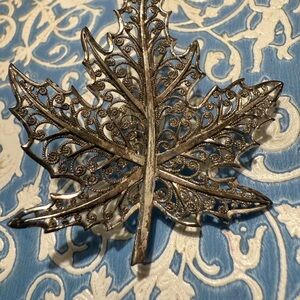 Elegant Silver Leaf Brooch